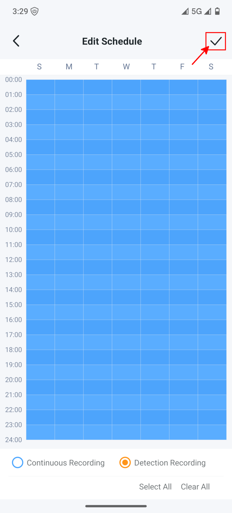 Application Tapo sur Android affichant l’écran de modification du planning avec l’icône de validation pour enregistrer l’enregistrement continu