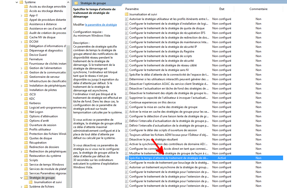 Éditeur de gestion des stratégies de groupe avec la stratégie « Spécifier le temps d'attente pour le traitement de la stratégie de démarrage » en surbrillance